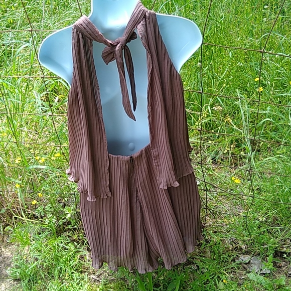 Rustic Royals Romper halter pleated small - Picture 5 of 8